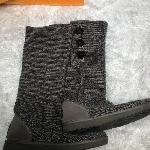 UGG - Picture 3 of 9